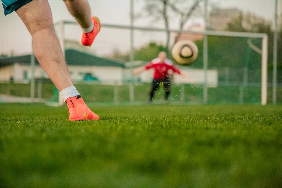 Wskazówki objaśniające zasady gry w futsal